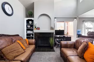 Photo #2: 2396003 Listing