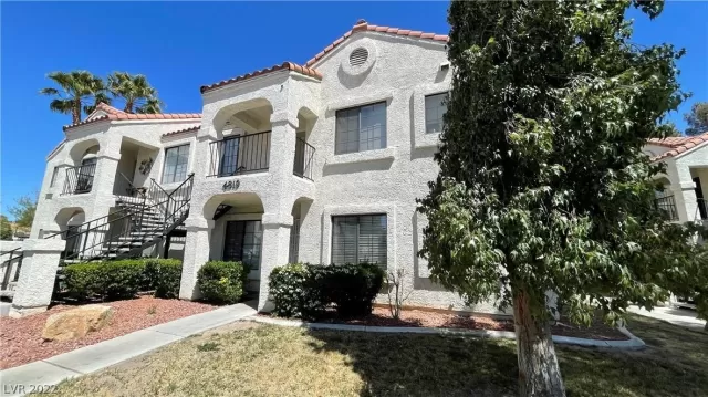 MLS: 2396018 Condo For Sale