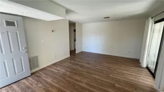 Photo #5: 2396018 Listing