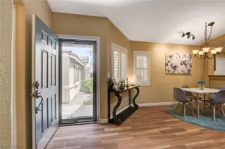 Photo #2: 2396035 Listing 