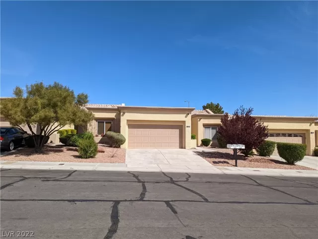 MLS: 2396066 Condo For Sale