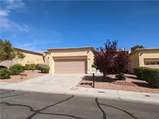 Photo #1: 2396066 Listing 