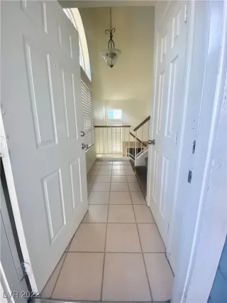 Photo #1: 2396088 Listing 