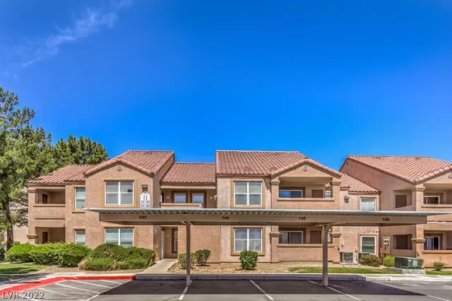 MLS: 2396089 Condo For Sale