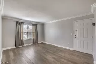 Photo #3: 2396089 Listing 