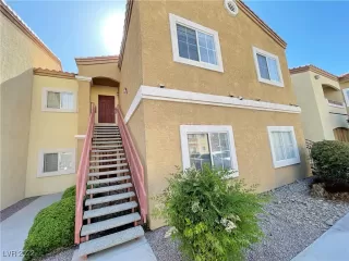 Photo #1: 2396095 Listing 