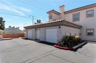 Photo #1: 2396121 Listing