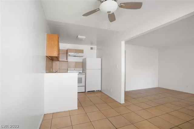 MLS: 2396125 Condo For Sale