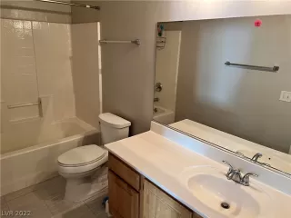 Photo #6: 2396130 Listing