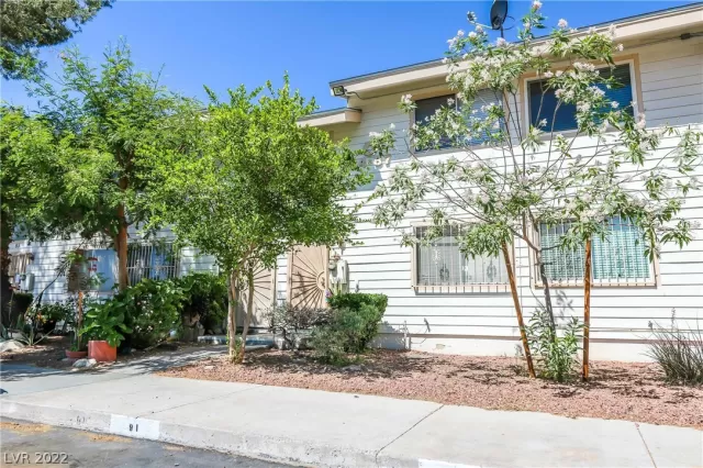 MLS: 2396159 Condo For Sale