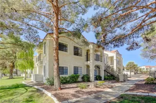 Photo #1: 2396164 Listing