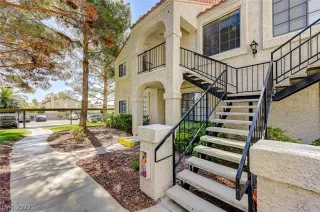 Photo #2: 2396164 Listing