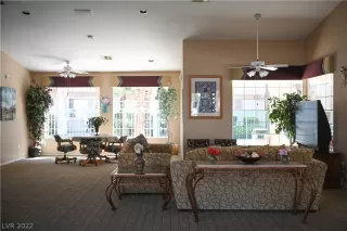 Photo #5: 2396170 Listing 