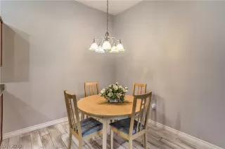 Photo #3: 2396197 Listing