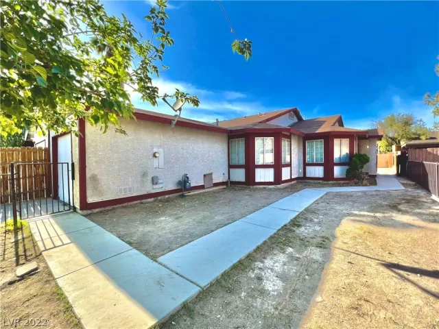 MLS: 2396219 Condo For Sale