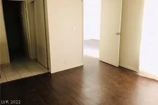 Photo #4: 2396243 Listing 