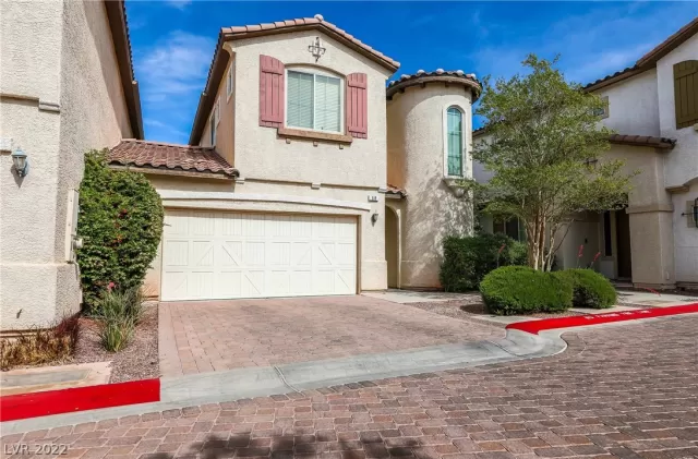 MLS: 2396255 Condo For Sale