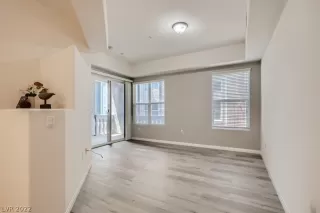 Photo #1: 2396261 Listing