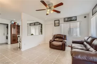 Photo #3: 2396265 Listing 