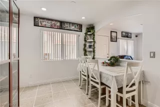 Photo #4: 2396265 Listing 