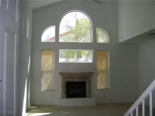 Photo #1: 2396292 Listing 