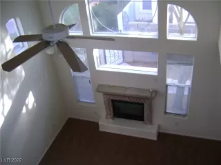 Photo #2: 2396292 Listing 