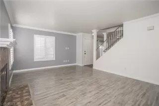 Photo #4: 2396322 Listing