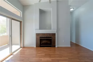Photo #2: 2396345 Listing 