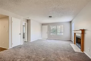 Photo #5: 2396347 Listing 