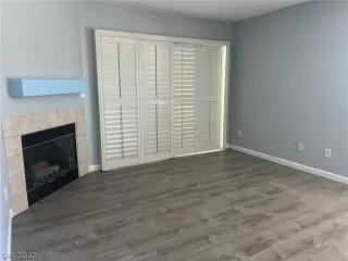 Photo #3: 2396373 Listing