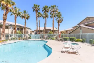 Photo #1: 2396444 Listing 