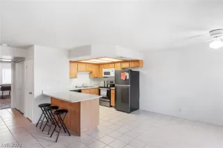 Photo #2: 2396444 Listing 