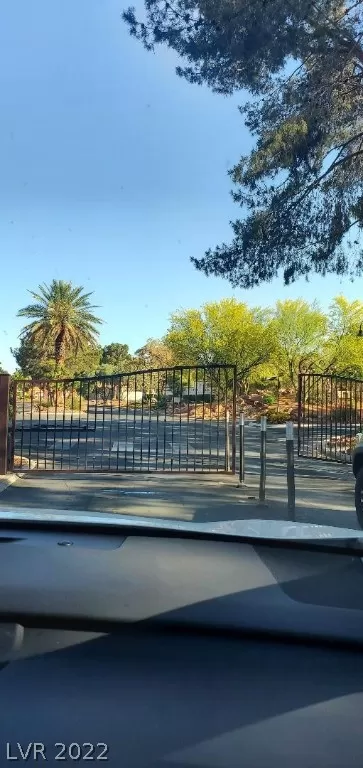 MLS: 2396465 Condo For Sale