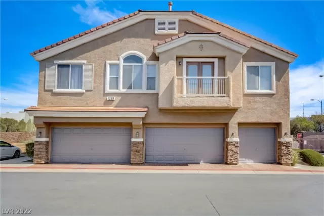 MLS: 2396472 Condo For Sale