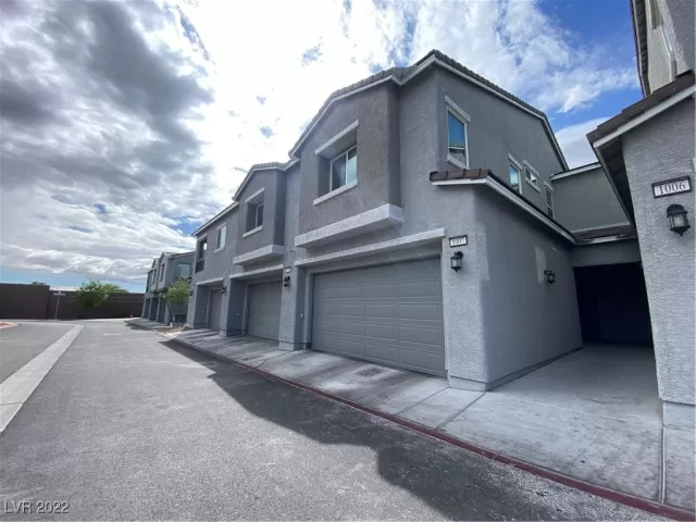 MLS: 2396479 Condo For Sale