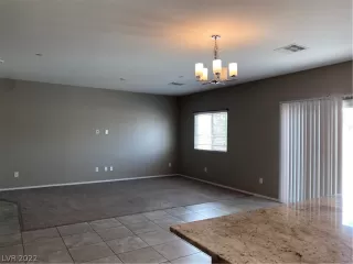 Photo #2: 2396479 Listing 