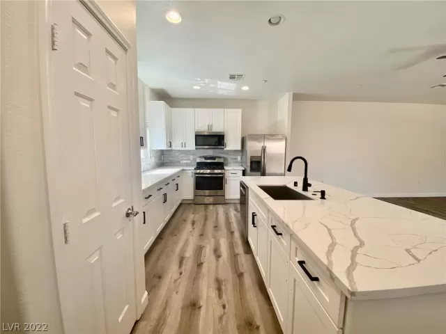 MLS: 2396483 Condo For Sale