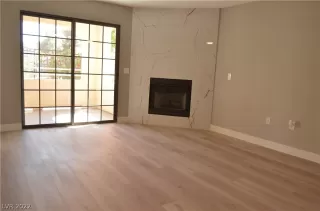 Photo #1: 2396553 Listing