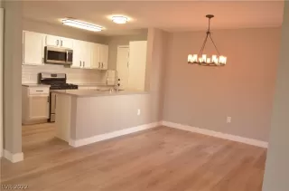 Photo #3: 2396553 Listing