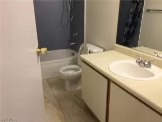 Photo #3: 2396577 Listing