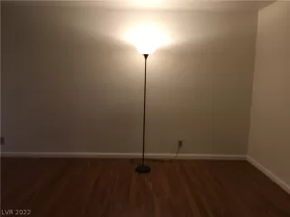 Photo #6: 2396577 Listing