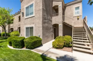 Photo #1: 2396578 Listing 