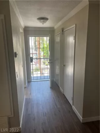Photo #4: 2396588 Listing 