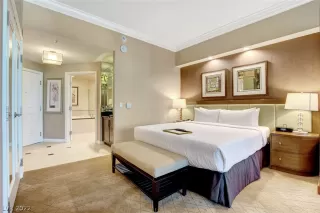 Photo #3: 2396611 Listing 