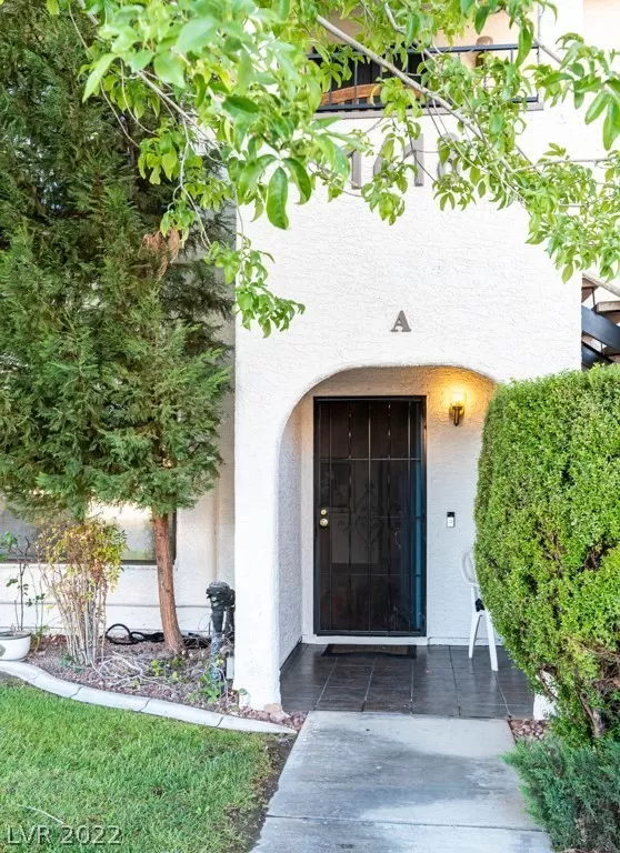 MLS: 2396629 Condo For Sale