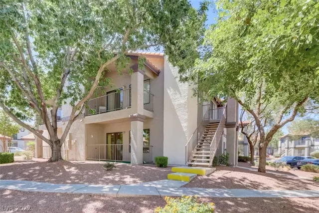 MLS: 2396633 Condo For Sale