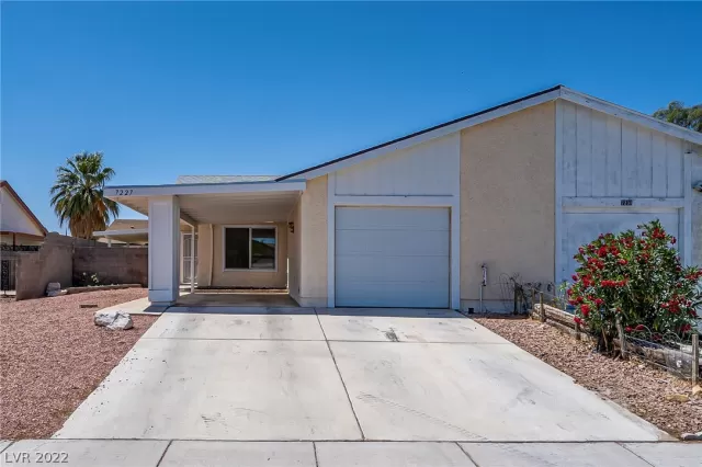 MLS: 2396675 Condo For Sale