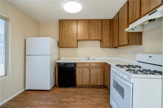 Photo #3: 2396675 Listing