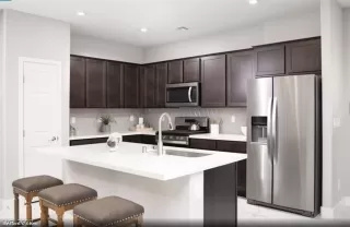 Photo #3: 2396704 Listing 
