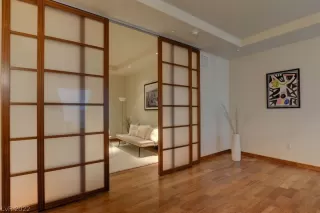 Photo #6: 2396728 Listing